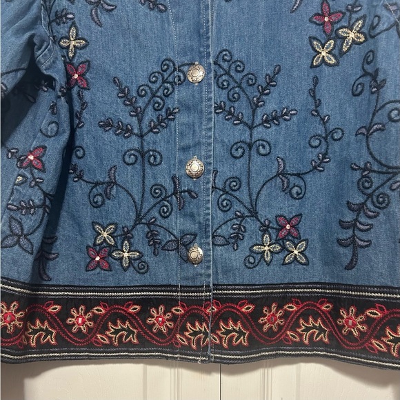 Chico's Embroidered Floral Vintage Denim Jacket Size Small - Picture 4 of 8